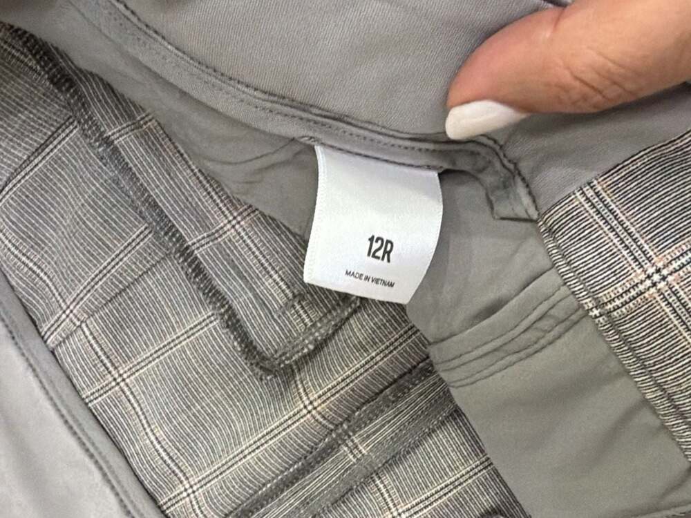 Express Editor Grey Plaid Dress Pants Size 12R - Picture 5 of 6